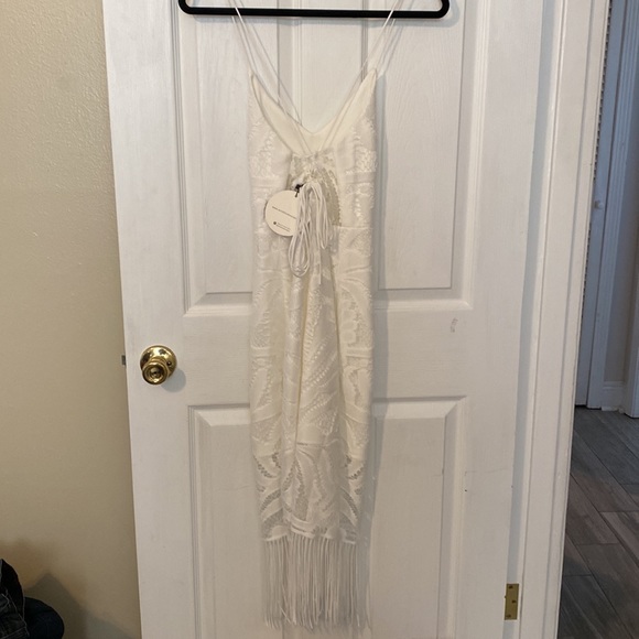 Calling all Brides! White lace midi w/ fringe - Picture 3 of 5